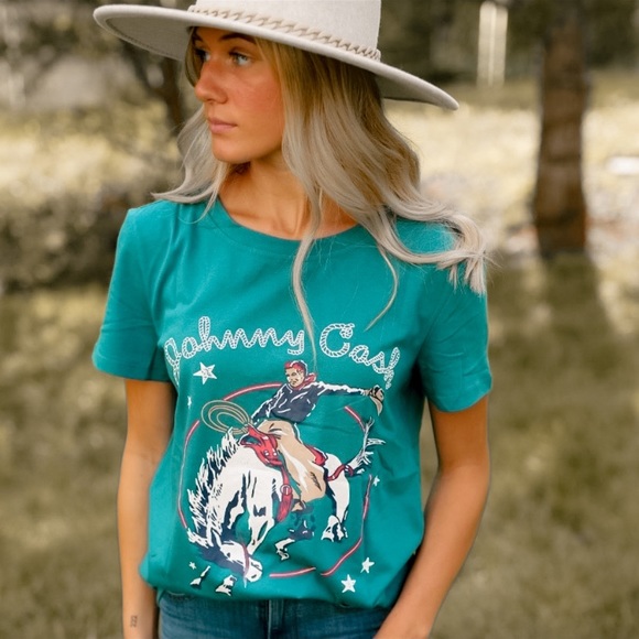City Feathers Tops - Green Western Rodeo Cowgirl Graphic Cash T-Shirt